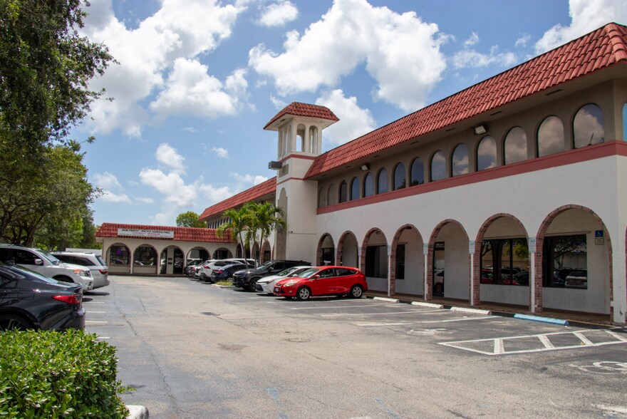 More Photos Of 5440 N State Road 7, Fort Lauderdale Office For Lease