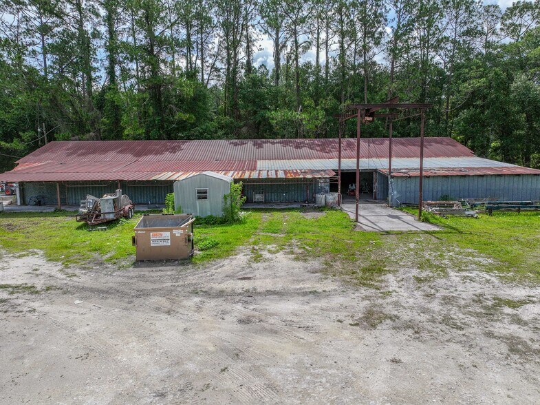 More Photos Of 2856 NE 187th St, Starke Manufacturing For Sale