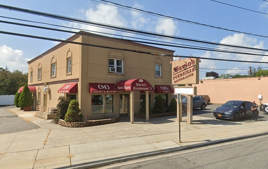 Primary Photo Of 655 Broadway, Massapequa Storefront Retail Residential For Lease