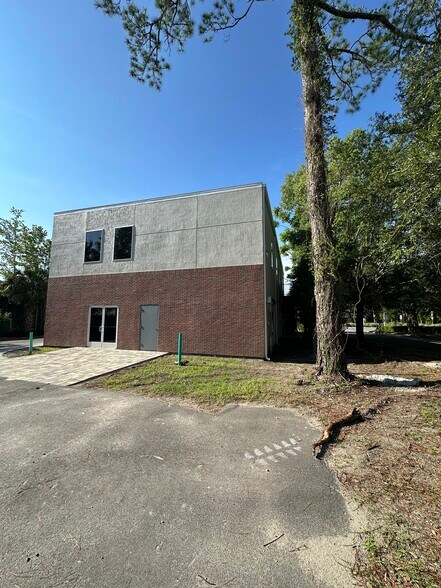 More Photos Of 1419 Kingsley Ave, Orange Park Office For Sale