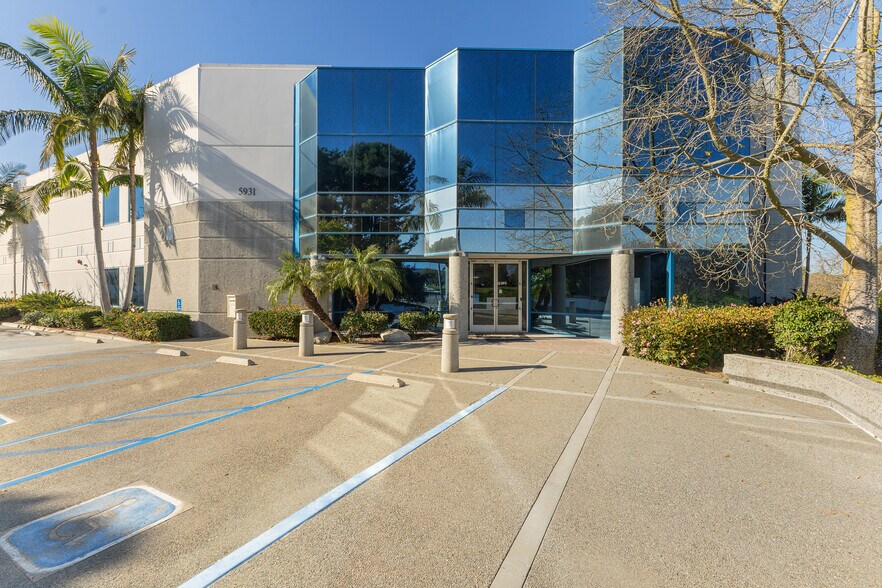 More Photos Of 5931 Darwin Ct, Carlsbad Warehouse For Lease
