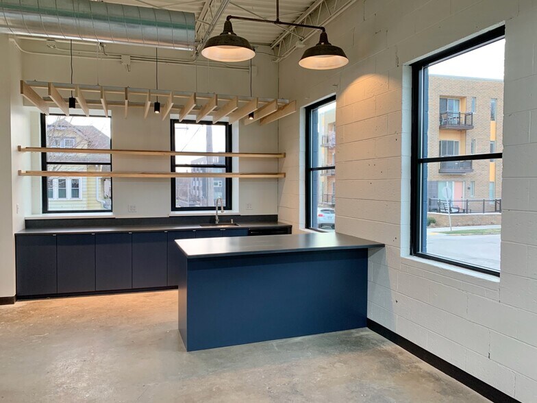 More Photos Of 347 E Ward St, Milwaukee Industrial For Sale