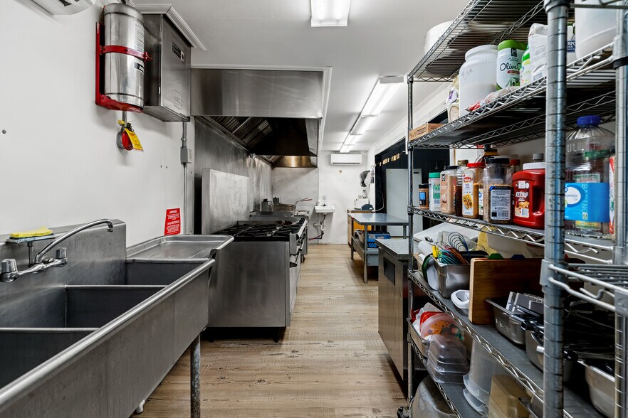 More Photos Of 161 Vfw Pky, Jacksons Gap Restaurant For Sale