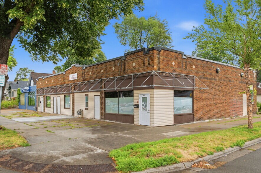 More Photos Of 3659 S Cedar Ave, Minneapolis Storefront Retail Office For Sale
