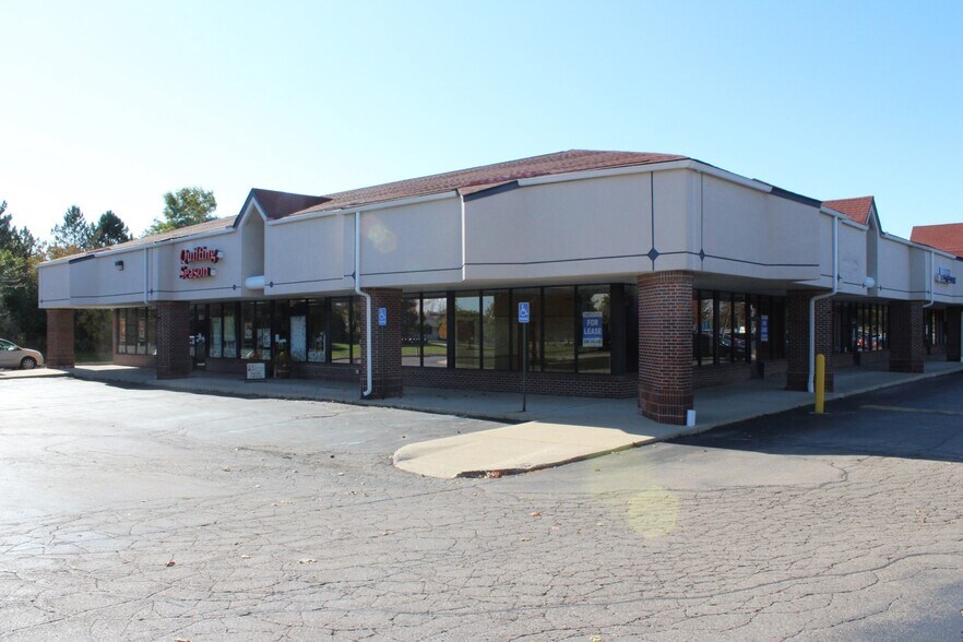 More Photos Of 7025 E Michigan Ave, Saline Freestanding For Lease