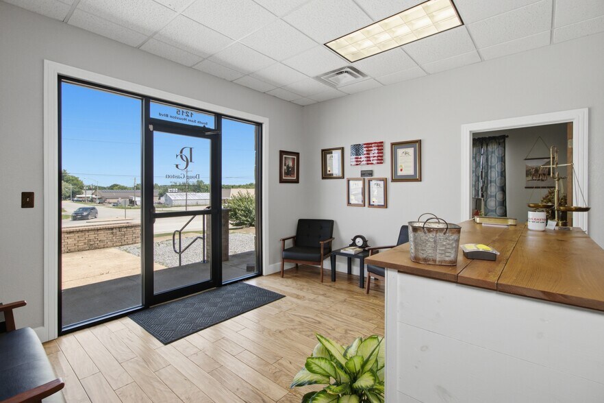 More Photos Of 1213 Highway 63, Houston General Retail For Sale