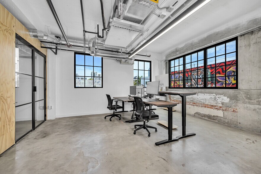 More Photos Of 2509 N Miami Ave, Miami Loft Creative Space For Lease