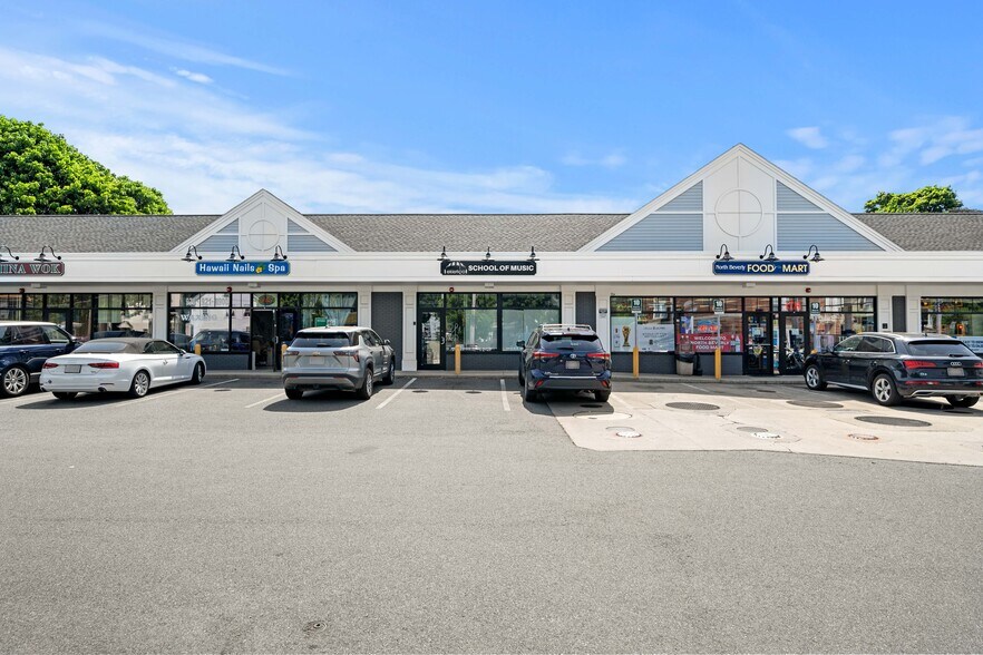 More Photos Of 1-7 Dodge St, Beverly Storefront For Lease