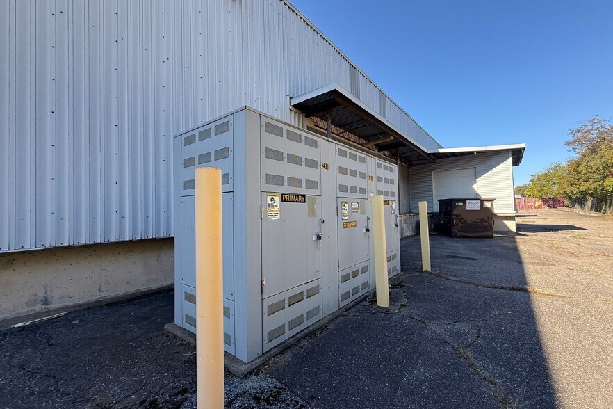 More Photos Of 10 Island Brook Ave, Bridgeport Warehouse For Sale