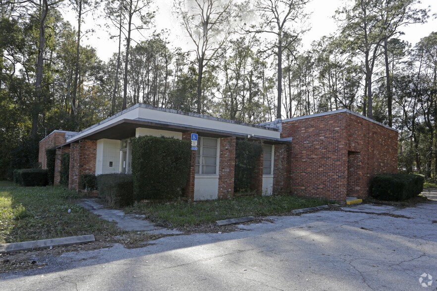 5610 BLANDING BLVD  