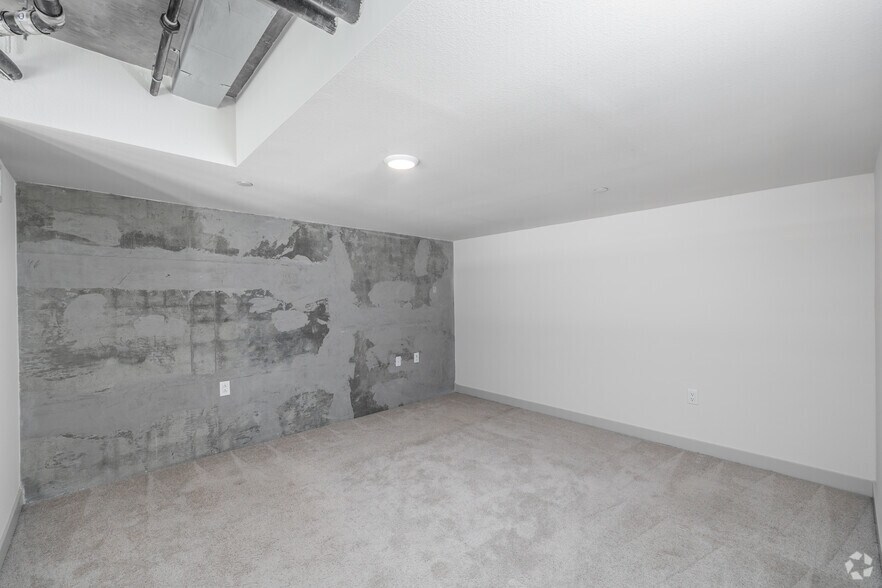 More Photos Of 899 Traction Ave, Los Angeles Apartments For Lease