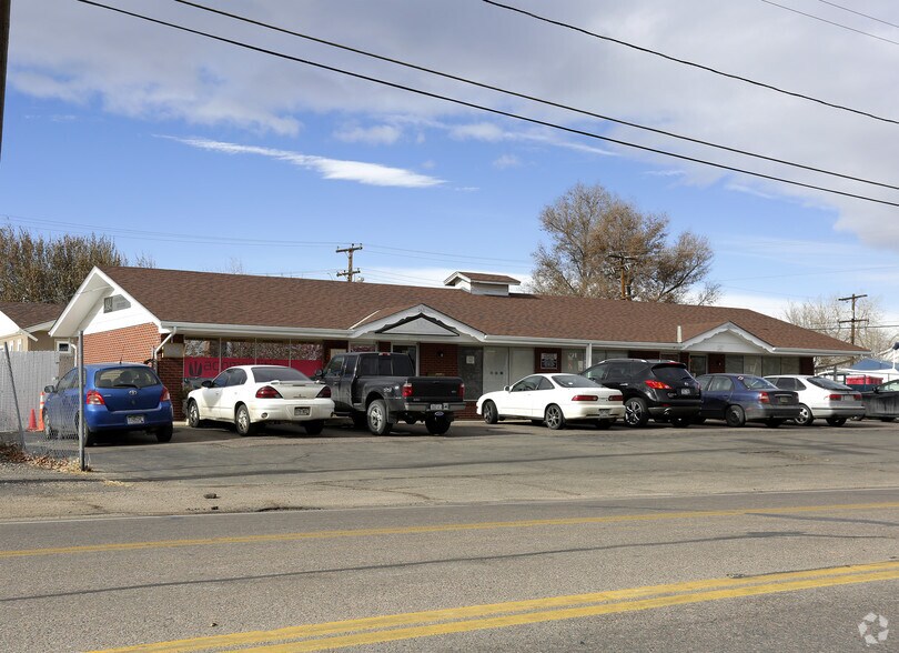 Primary Photo Of 261-265 S Harlan St, Lakewood Office For Lease