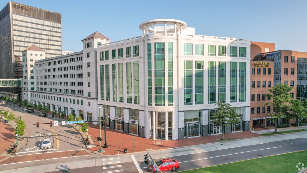 More Photos Of 580 E Main St, Norfolk Office For Lease