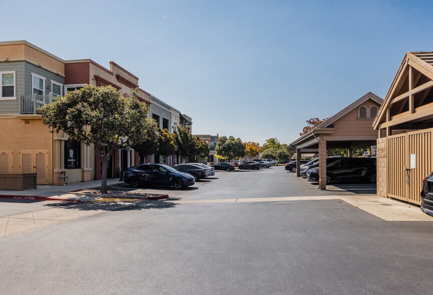 More Photos Of 30703-30719 Union City Blvd, Union City Storefront For Sale