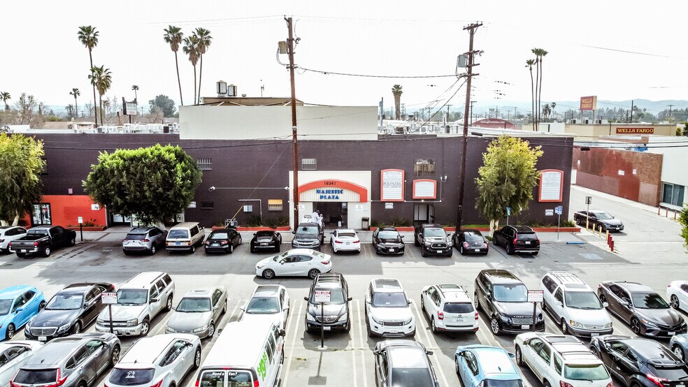 More Photos Of 18341 Sherman Way, Reseda Office For Sale