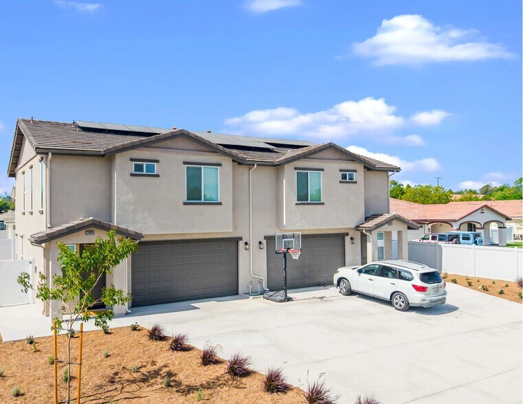 More Photos Of 5824 Persepolis Ct, Riverside Multifamily For Sale