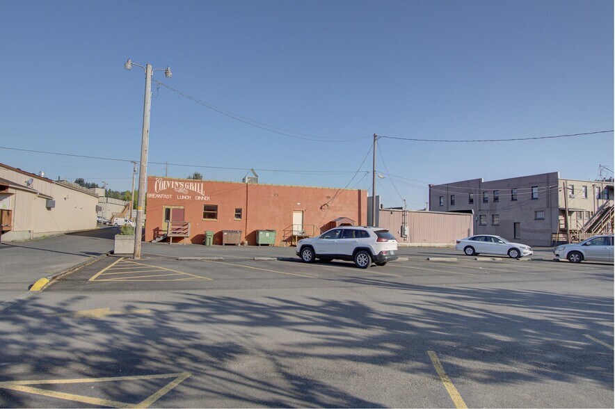 More Photos Of 135 N Nehalem St, Clatskanie Restaurant For Sale