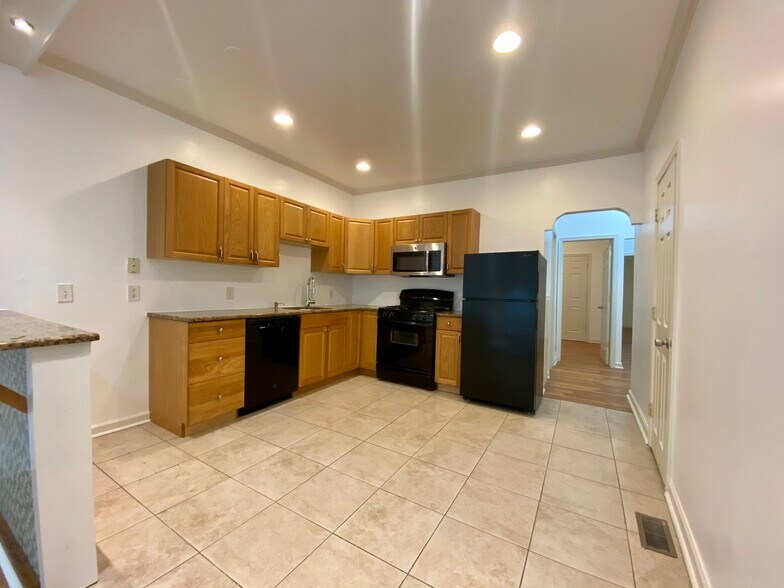 More Photos Of 3856 Terrace St, Philadelphia Apartments For Sale