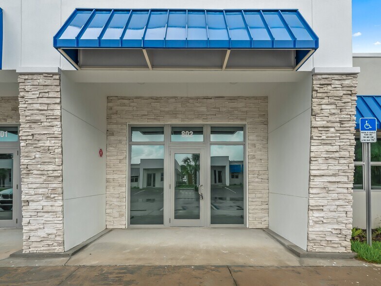 More Photos Of 871-801 Highway 466, Lady Lake Unknown For Lease