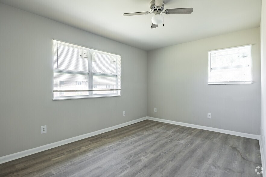 More Photos Of 661 Sherwood Dr, Jonesboro Apartments For Sale