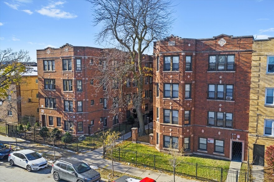 Primary Photo Of 6820-6824 S Perry Ave, Chicago Apartments For Sale