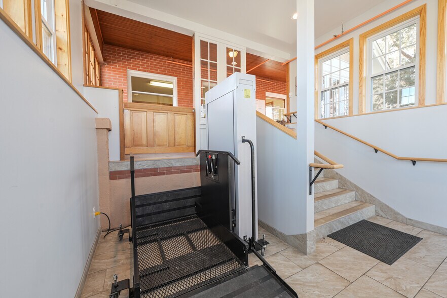 More Photos Of 322 N Main St, Gunnison Office Residential For Sale