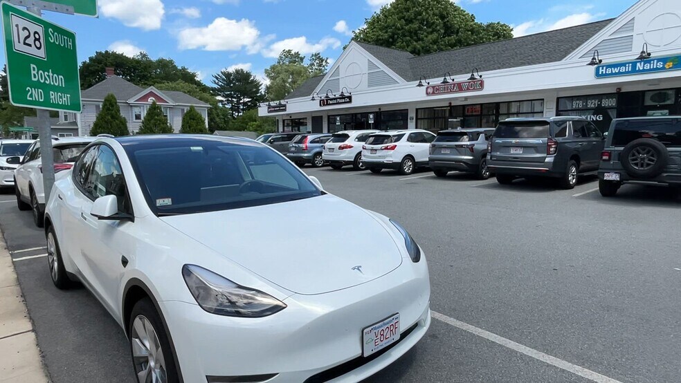 Primary Photo Of 1-7 Dodge St, Beverly Storefront For Lease