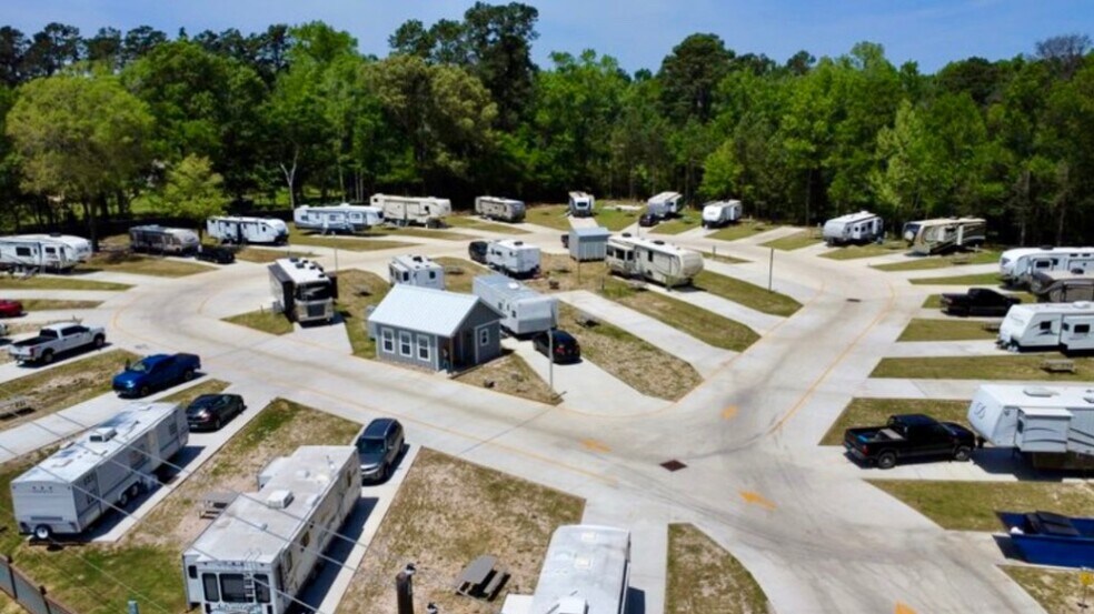 More Photos Of 5264 Ted Trout Dr, Lufkin Trailer Camper Park For Sale