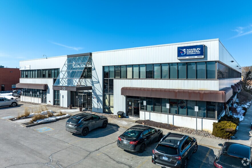 More Photos Of 30 E Beaver Creek Rd, Richmond Hill Office For Sale