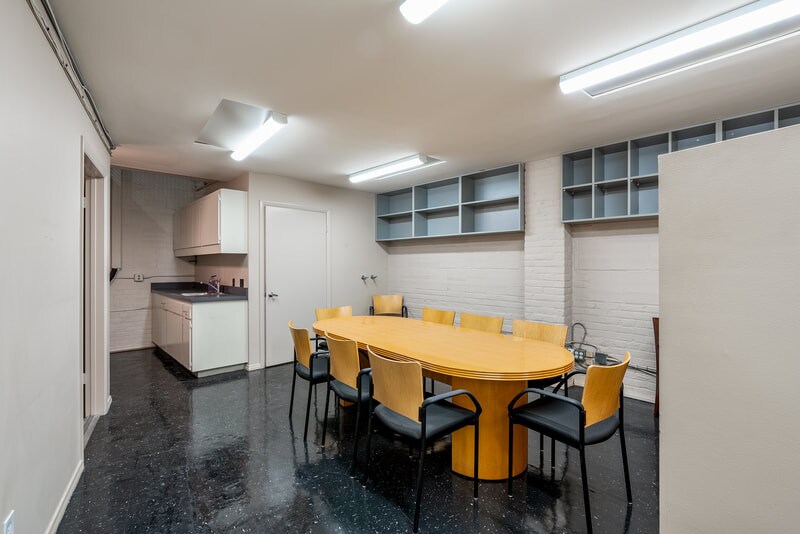 More Photos Of 409-419 W G St, San Diego Office For Lease