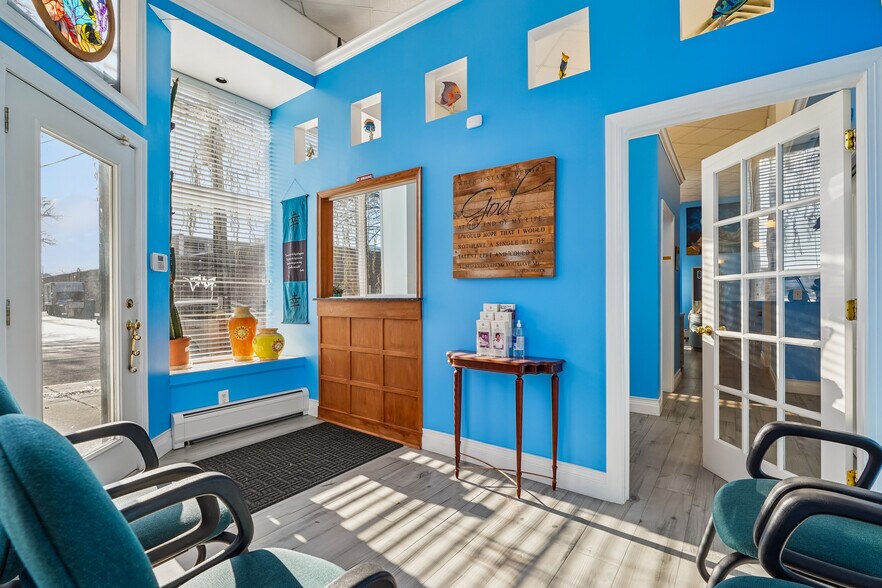 More Photos Of 273 Monmouth St, Jersey City Medical For Sale