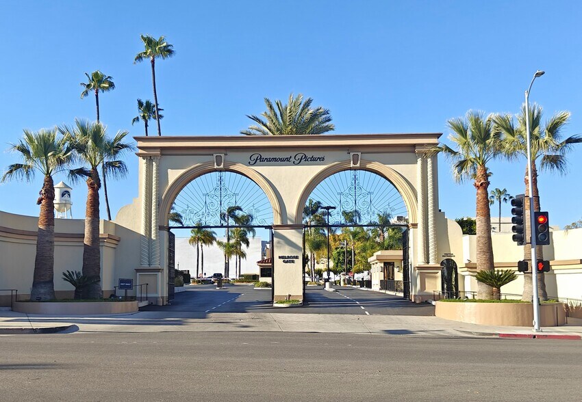 More Photos Of 1015 N Gower St, Los Angeles Land For Sale