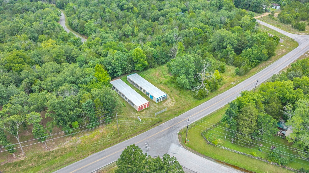 More Photos Of 199 Stateline Dr, Holiday Island Self Storage For Sale