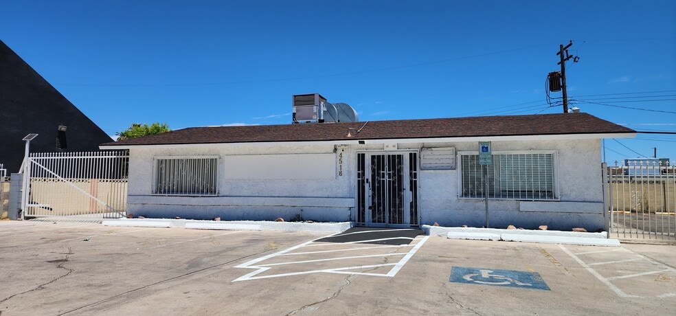 More Photos Of 4516 W Charleston Blvd, Las Vegas Freestanding For Sale