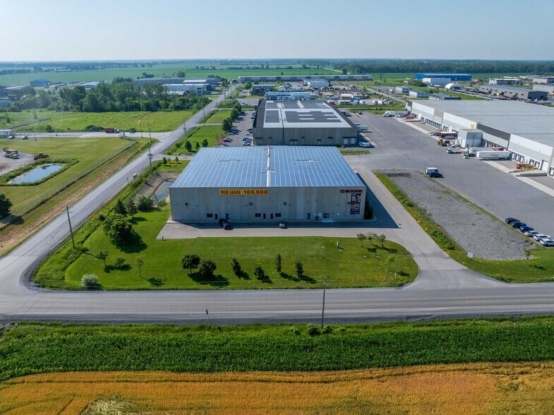 More Photos Of 832 Burton Rd, Ottawa Warehouse For Lease