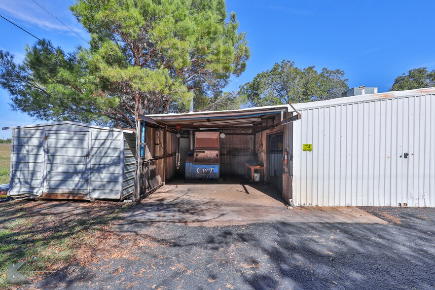 More Photos Of 5550 US-277 S., Abilene Specialty For Sale