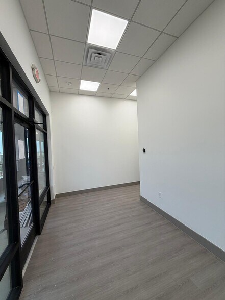 More Photos Of 15301 Ronald Reagan Blvd, Leander Coworking Space
