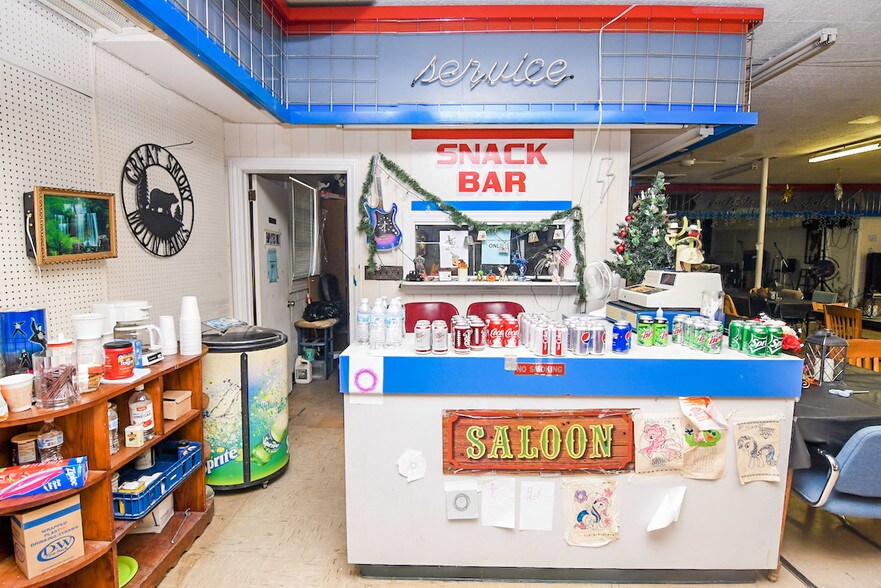 More Photos Of 106 W North Railroad St, Four Oaks Storefront For Sale