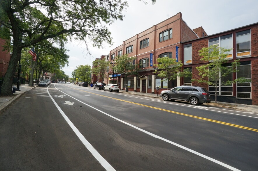 More Photos Of 60-64 Harvard St, Brookline Office For Lease