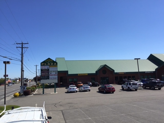More Photos Of 5601 W Clearwater Ave, Kennewick General Retail For Lease