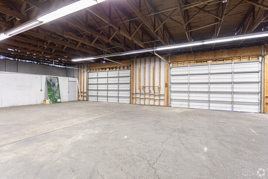 More Photos Of 1876 W Fortune Rd, Salt Lake City Manufacturing For Sale