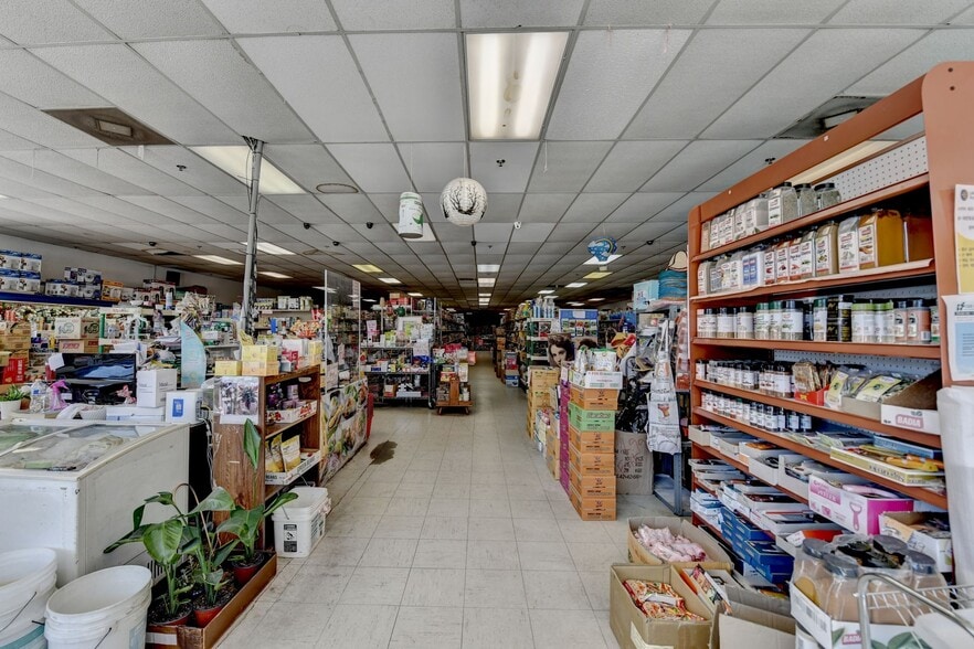 More Photos Of 2774 E Ponce De Leon Ave, Decatur Freestanding For Sale