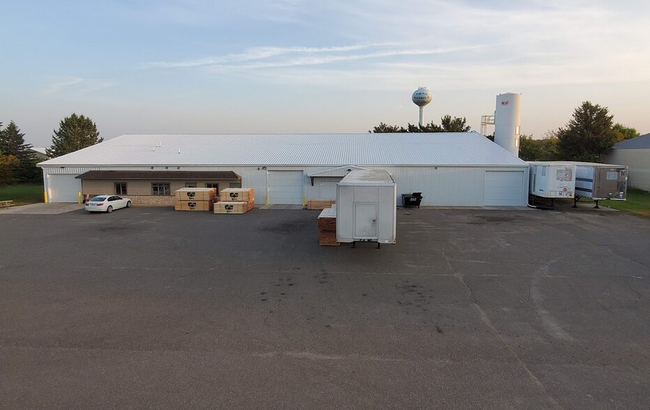 More Photos Of 26234 Minnesota 27, Pierz Service For Sale