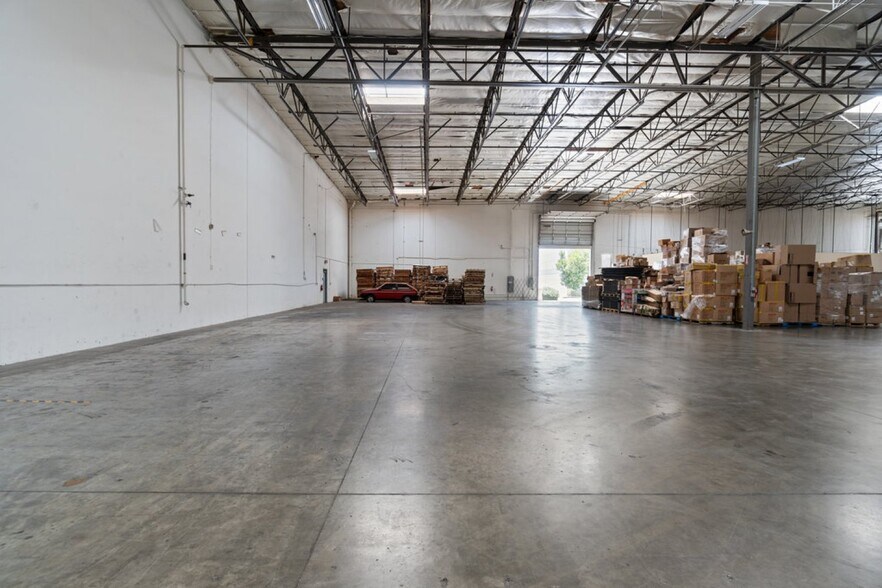 More Photos Of 1190 N Del Rio Pl, Ontario Warehouse For Sale