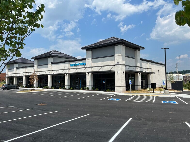 More Photos Of 860 Medical Park, Smyrna Flex For Lease