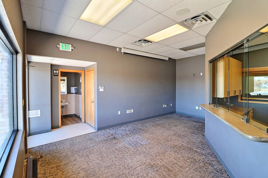 More Photos Of 1616 2nd Ave, Greeley Industrial For Sale