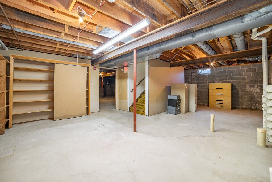 More Photos Of 3150 Hallmark Ct, Saginaw Medical For Sale