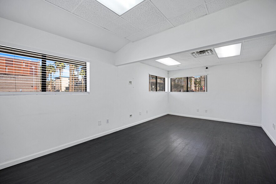 More Photos Of 394 N 3rd Ave, Phoenix Office For Sale