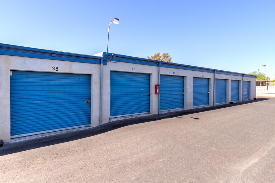 More Photos Of 1945 N Walnut Rd, Las Vegas Self Storage For Sale