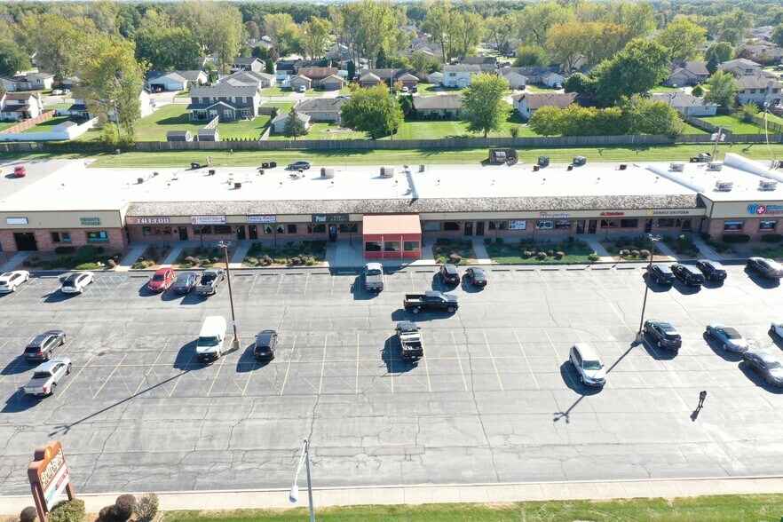 More Photos Of 1815-1957 W Glen Park Ave, Griffith Unknown For Lease